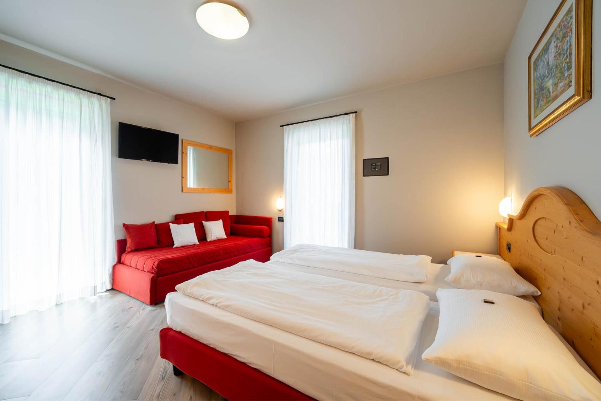 Garni Letizia Bed and Breakfast Campitello di Fassa Exteriör bild